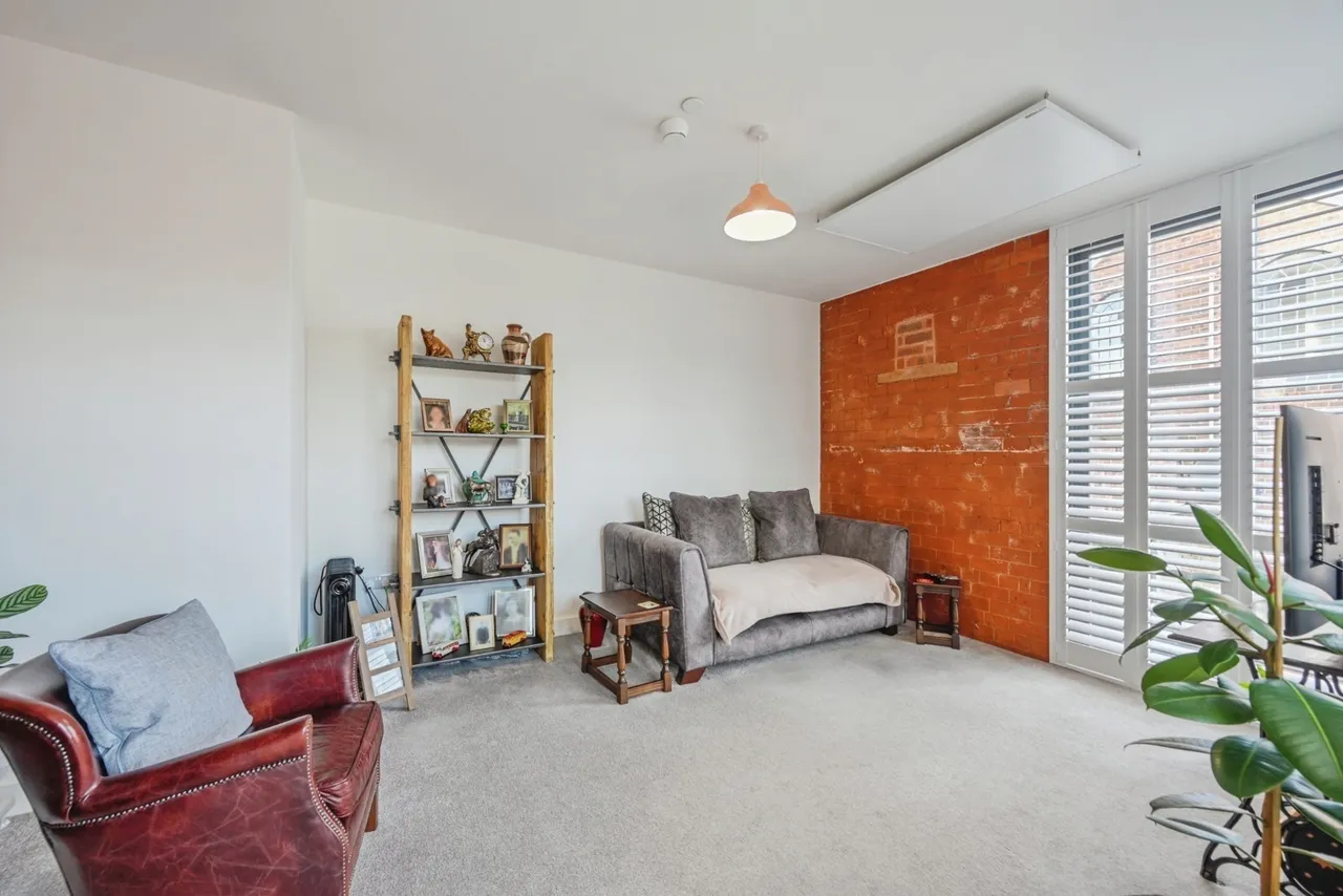 Tolson Court, Fazeley, Tamworth, Staffordshire, B78, photo 11