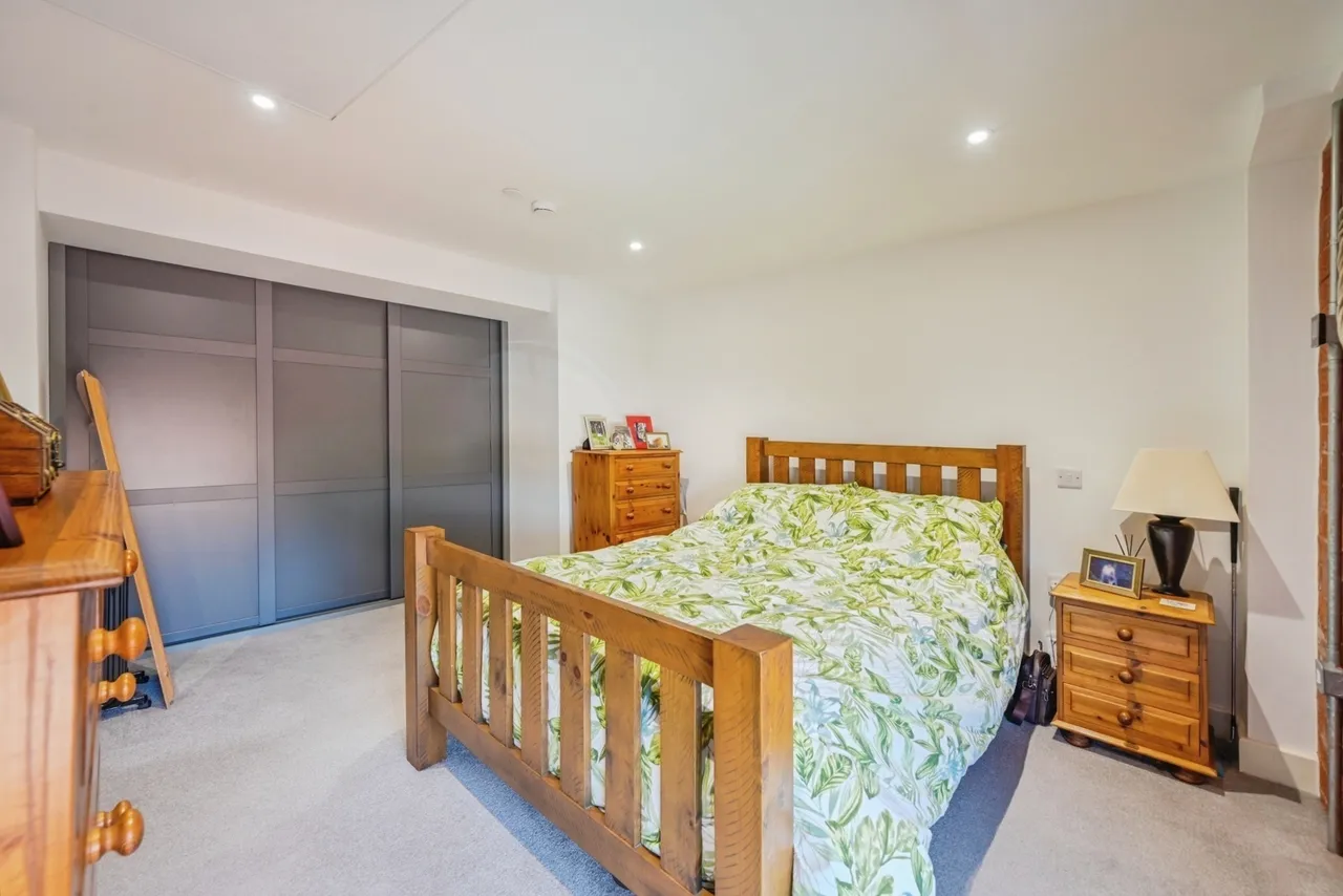 Tolson Court, Fazeley, Tamworth, Staffordshire, B78, photo 14