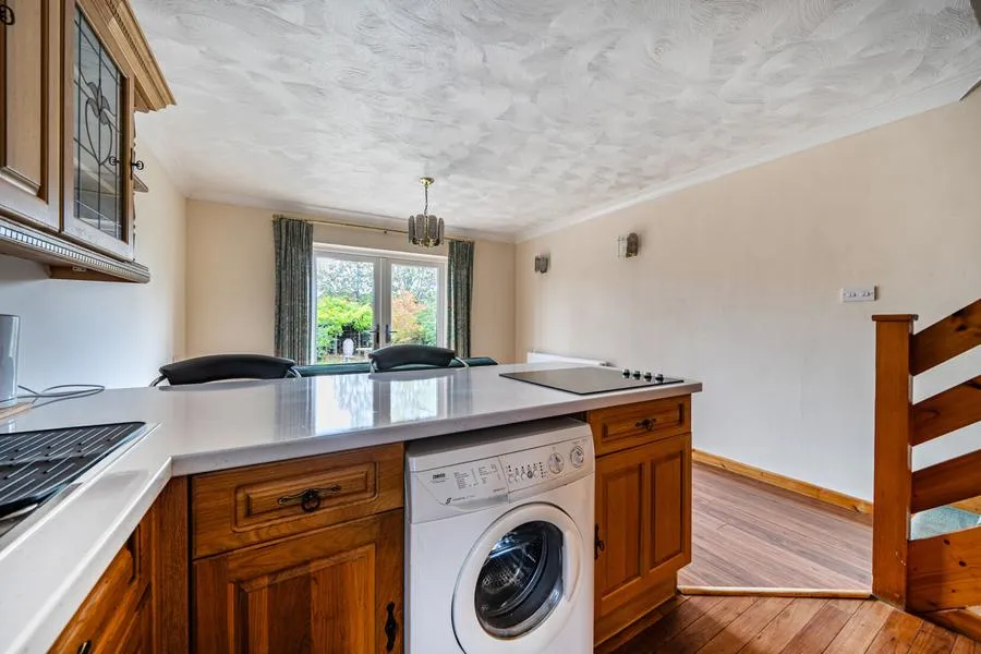 East Street, Thame, OX9, photo 21