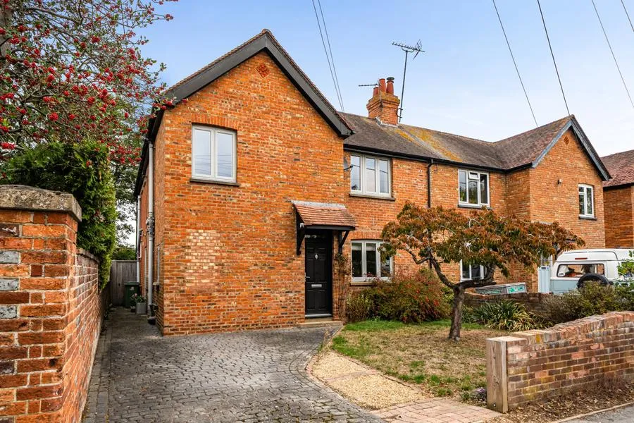 East Street, Thame, OX9, photo 16