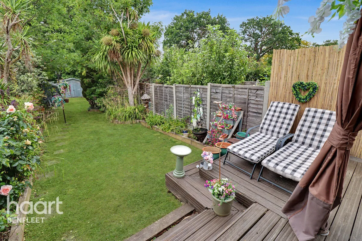 Central Avenue, Benfleet, SS7, photo 15