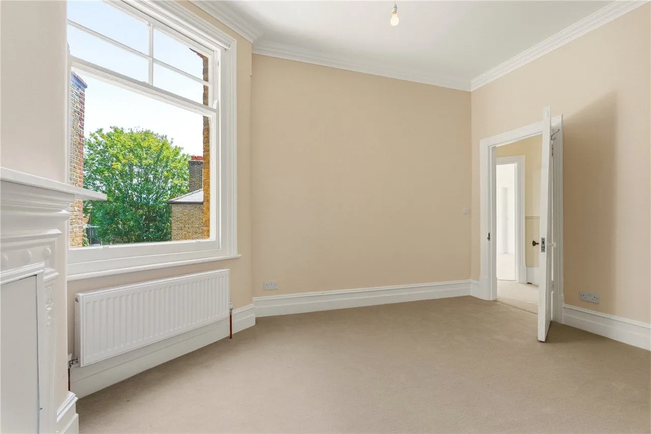 Argyll Mansions, 303-323 Kings Road, London, SW3, photo 2