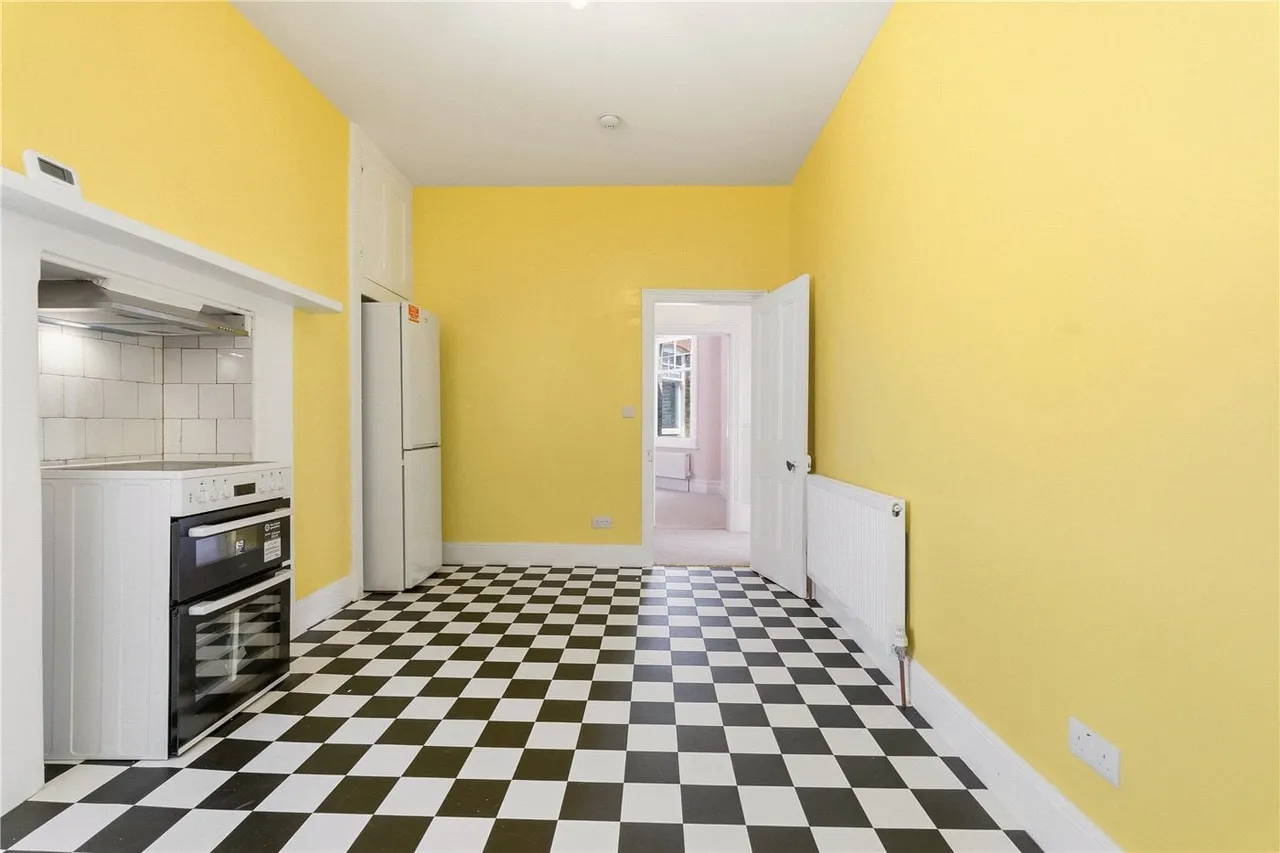 Argyll Mansions, 303-323 Kings Road, London, SW3, photo 11