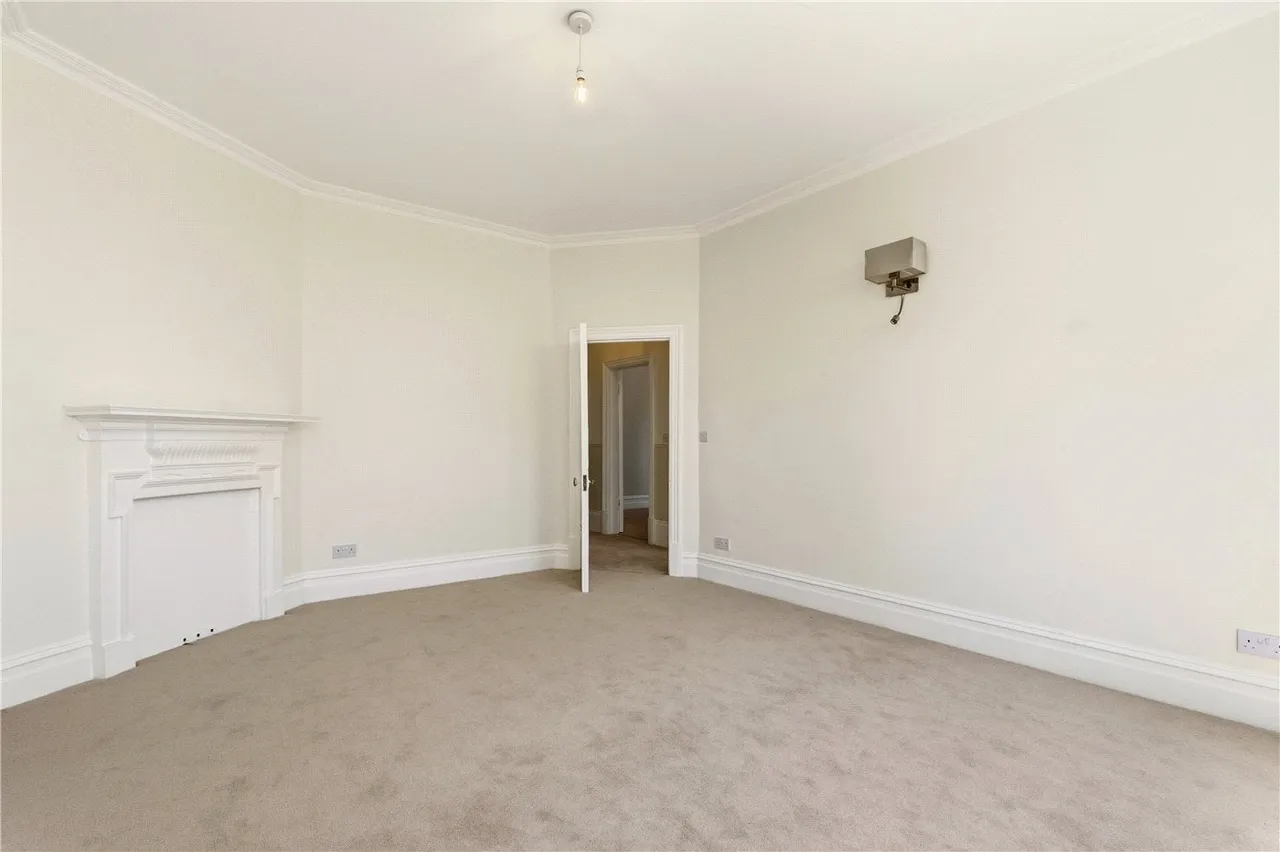 Argyll Mansions, 303-323 Kings Road, London, SW3, photo 8