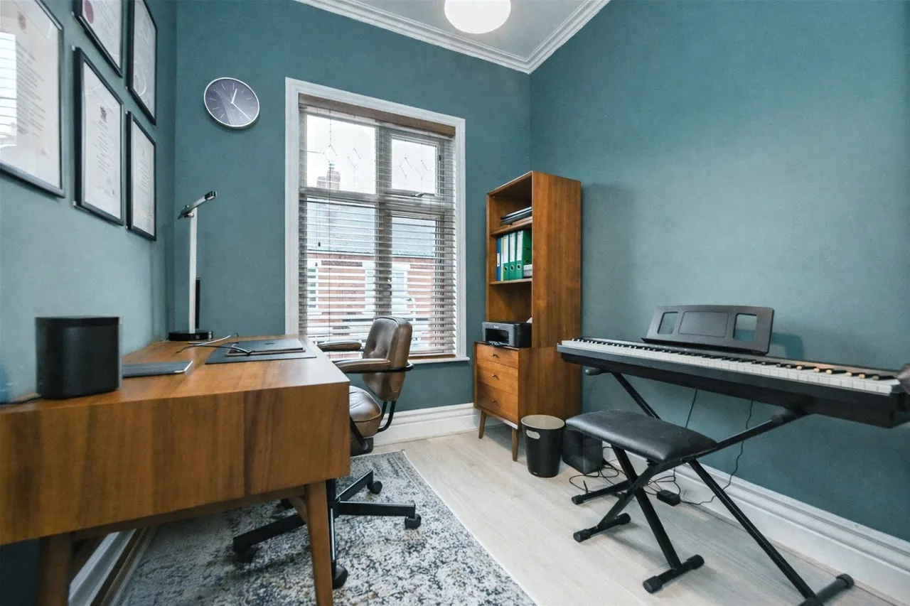 Roxburgh Avenue, Liverpool, L17, photo 15