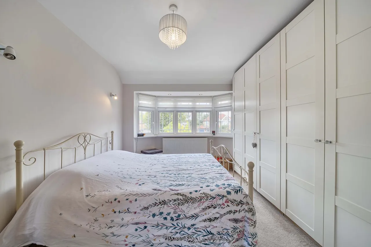 Swakeleys Drive, Ickenham, UB10, photo 12
