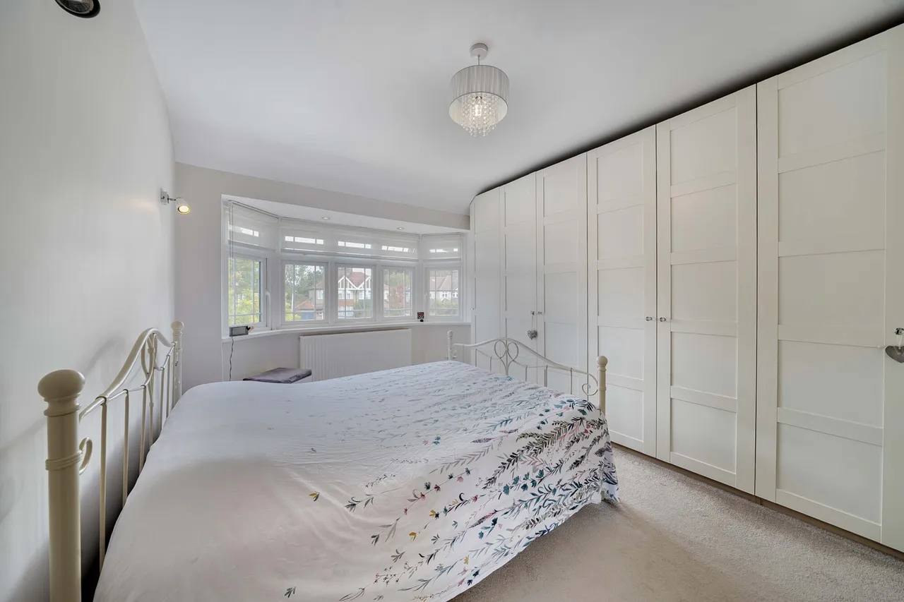 Swakeleys Drive, Ickenham, UB10, photo 6