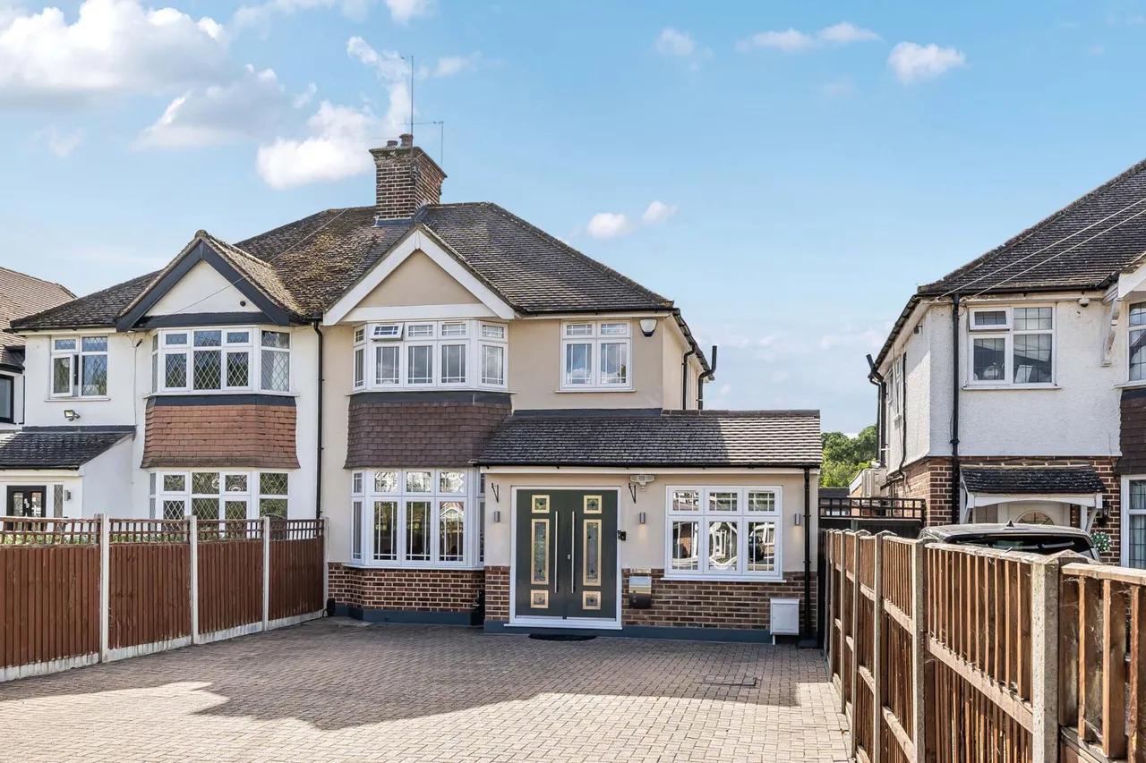 Swakeleys Drive, Ickenham, UB10, photo 20