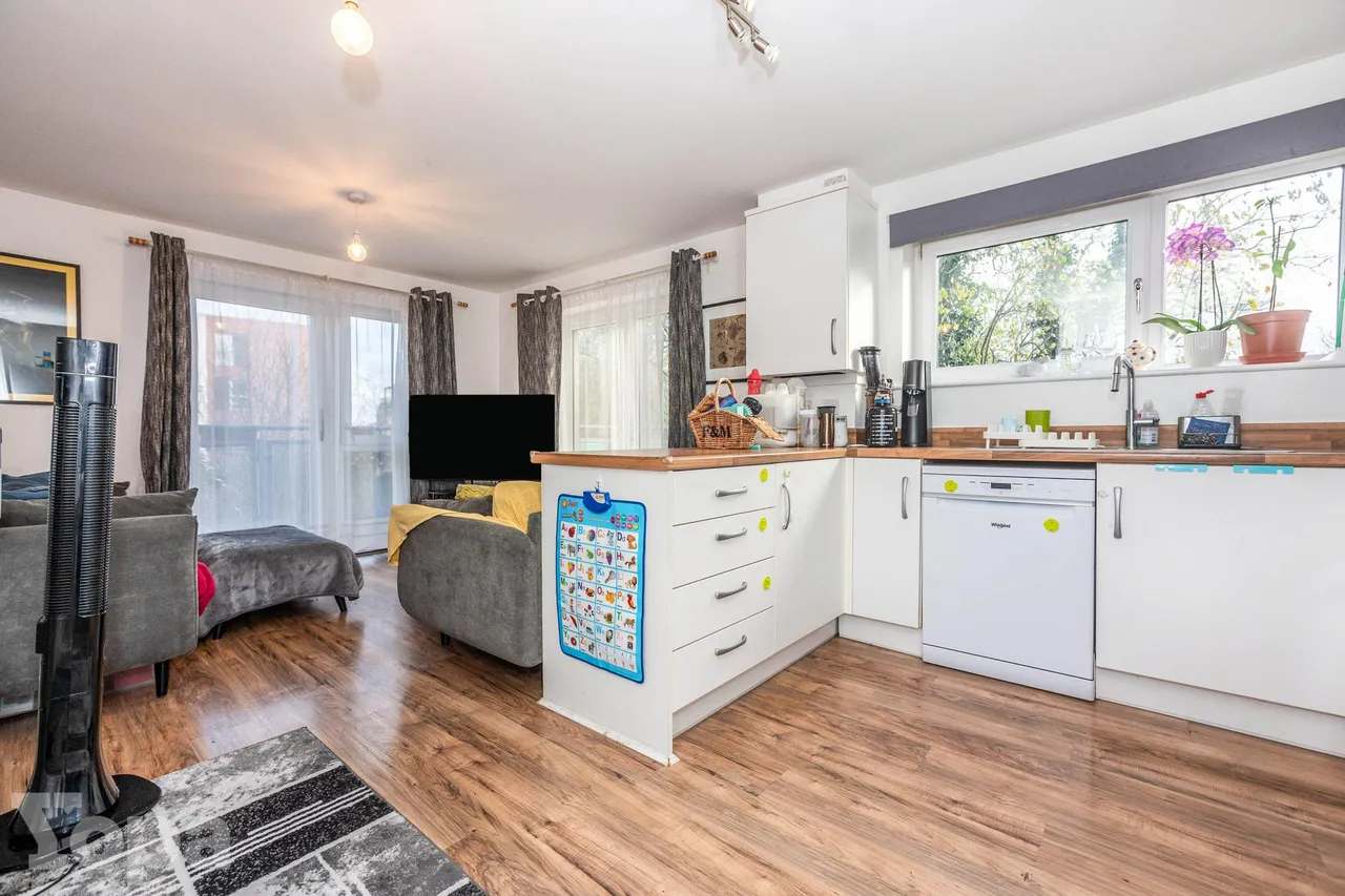 Cloud Close, Dartford, DA1, photo 4