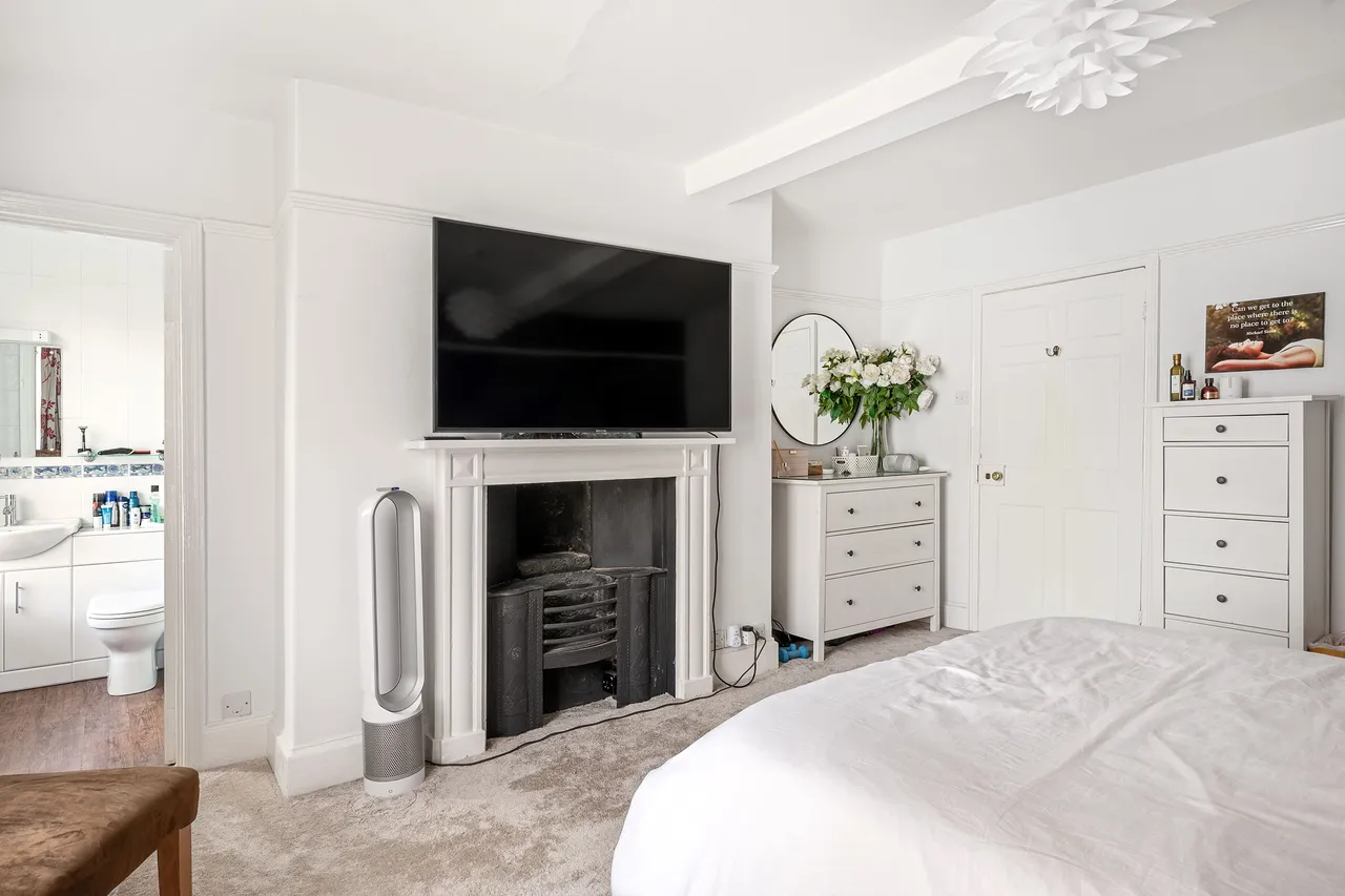 The Mount, York, YO24, photo 11