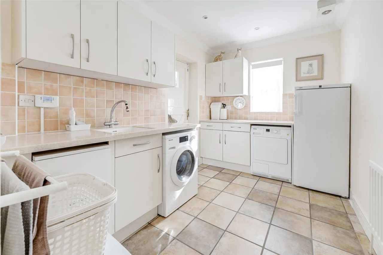 Convent Gardens, Findon, BN14, photo 18