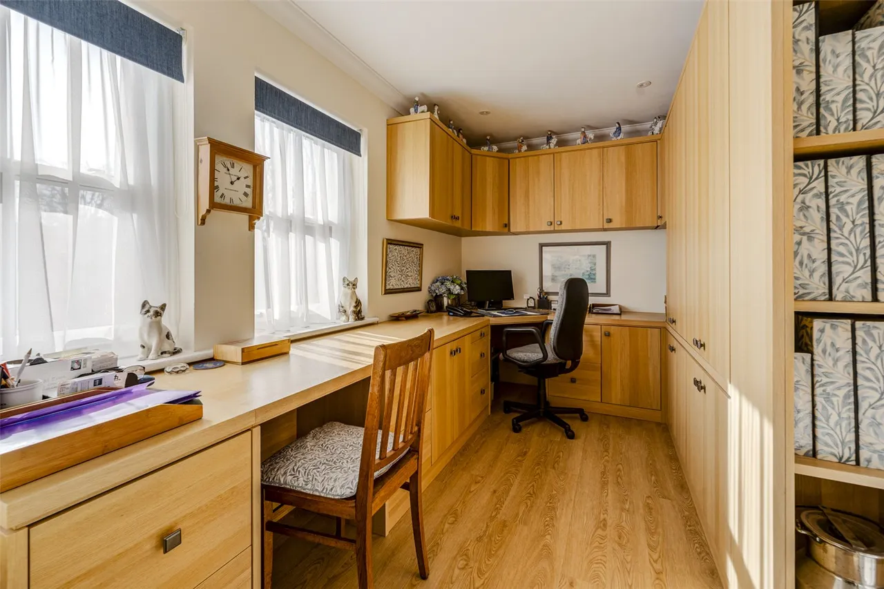 Convent Gardens, Findon, BN14, photo 17