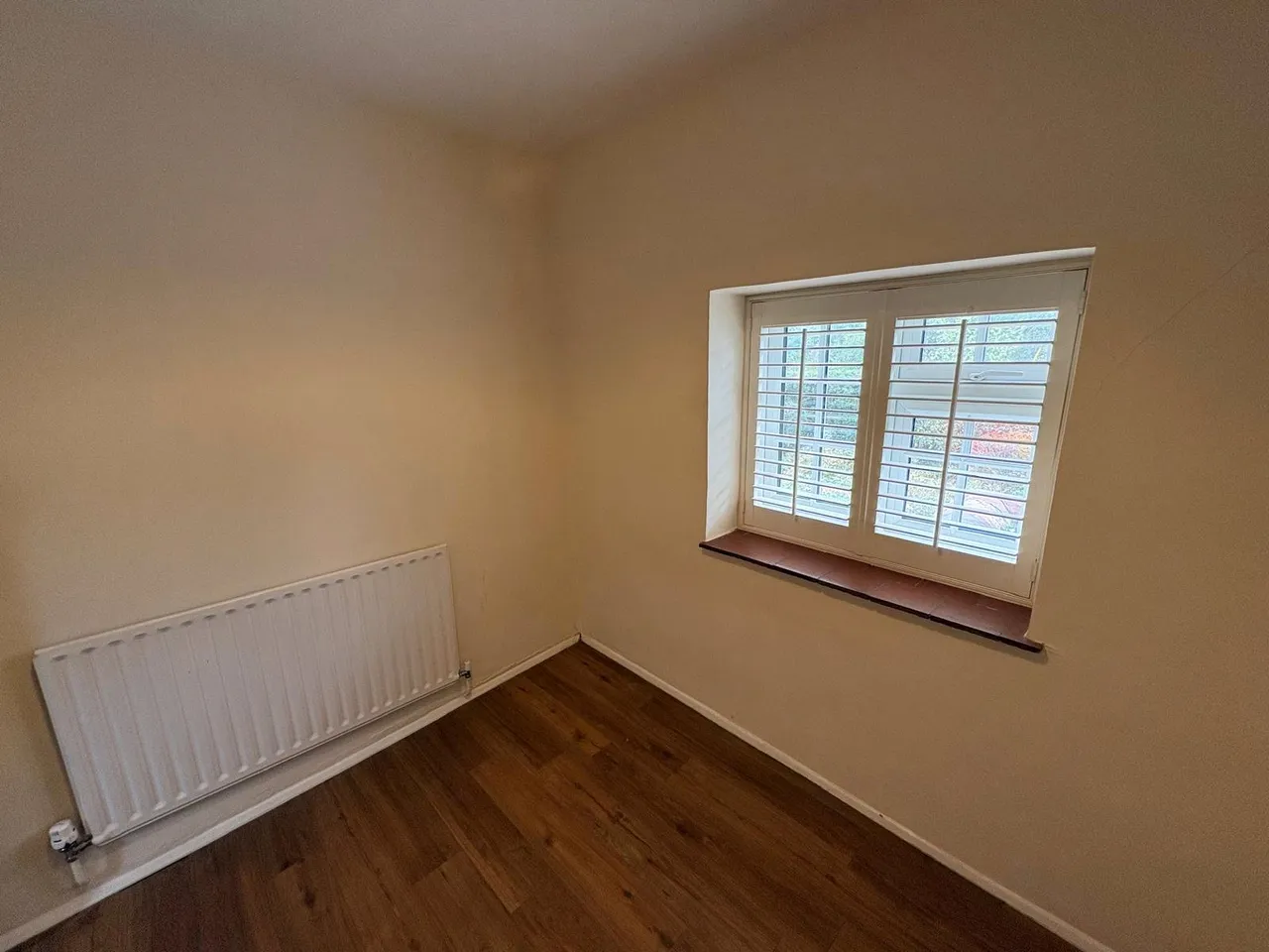 Redlands Lane, Ewshot, GU10, photo 28