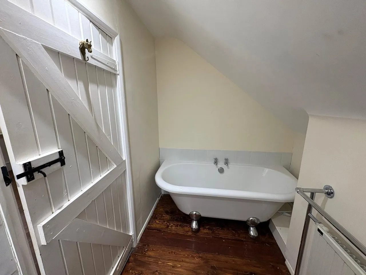 Redlands Lane, Ewshot, GU10, photo 25