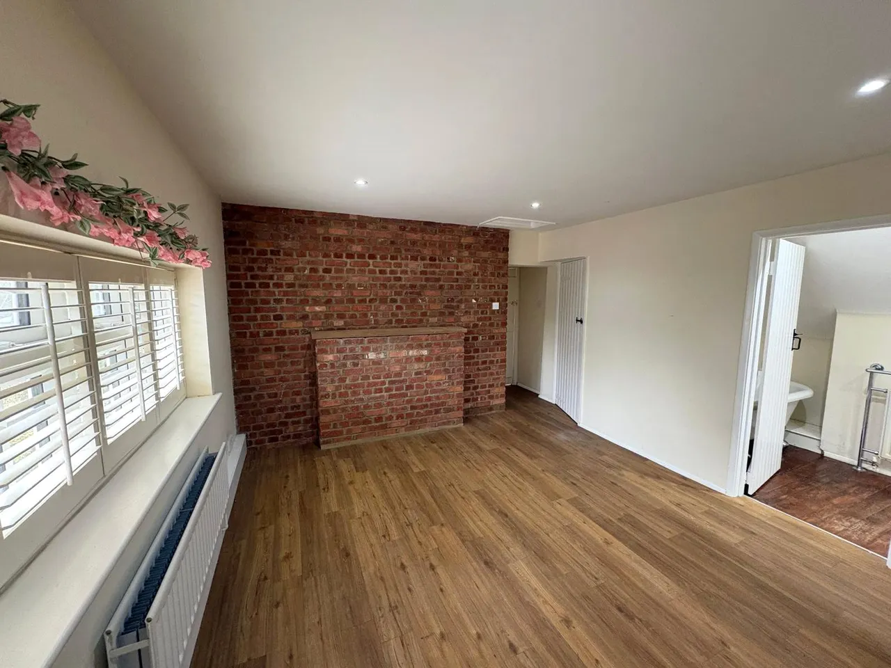 Redlands Lane, Ewshot, GU10, photo 22