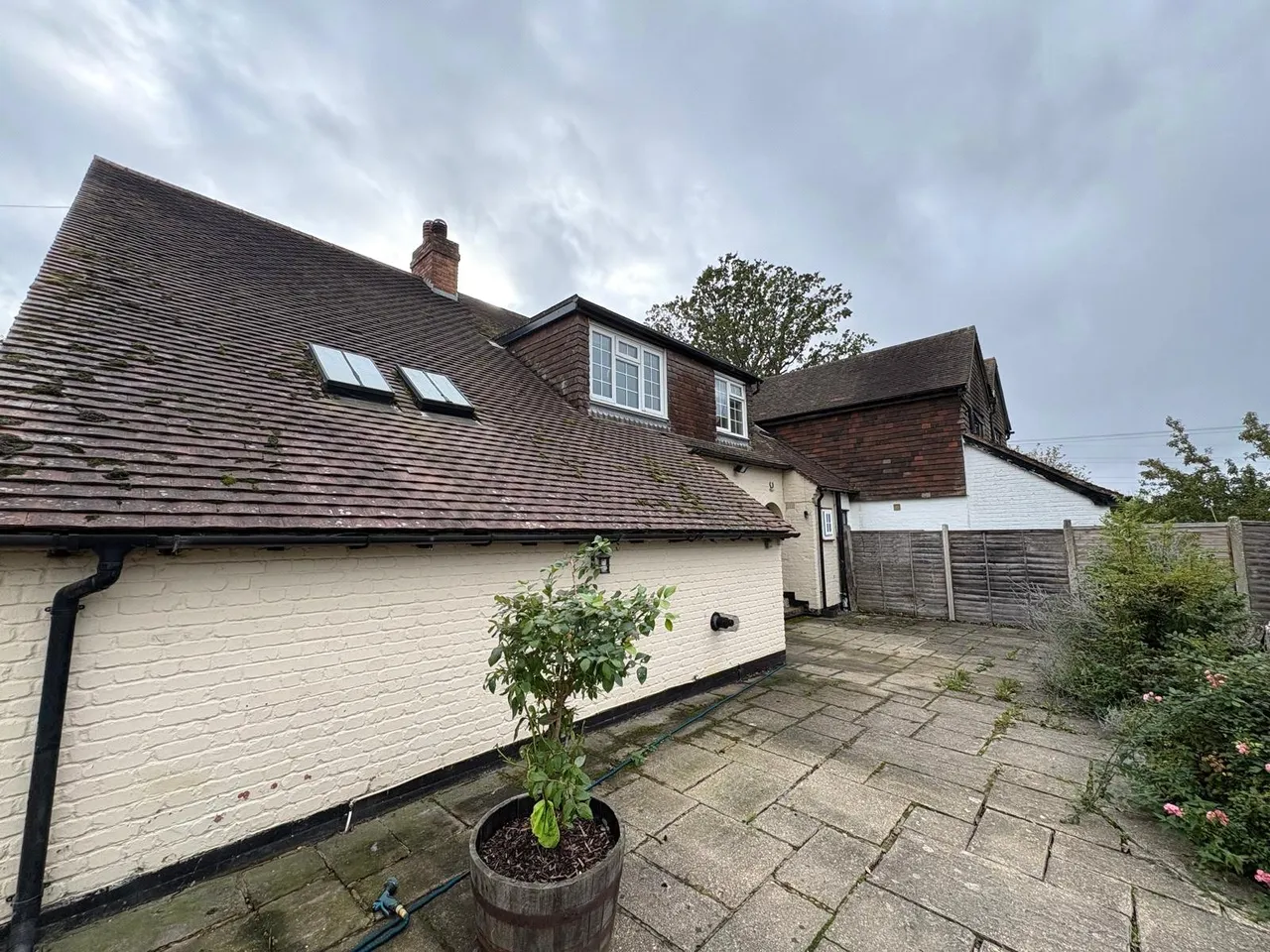 Redlands Lane, Ewshot, GU10, photo 33