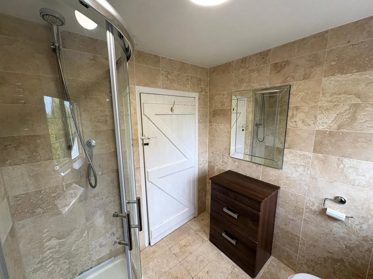 Redlands Lane, Ewshot, GU10, photo 18
