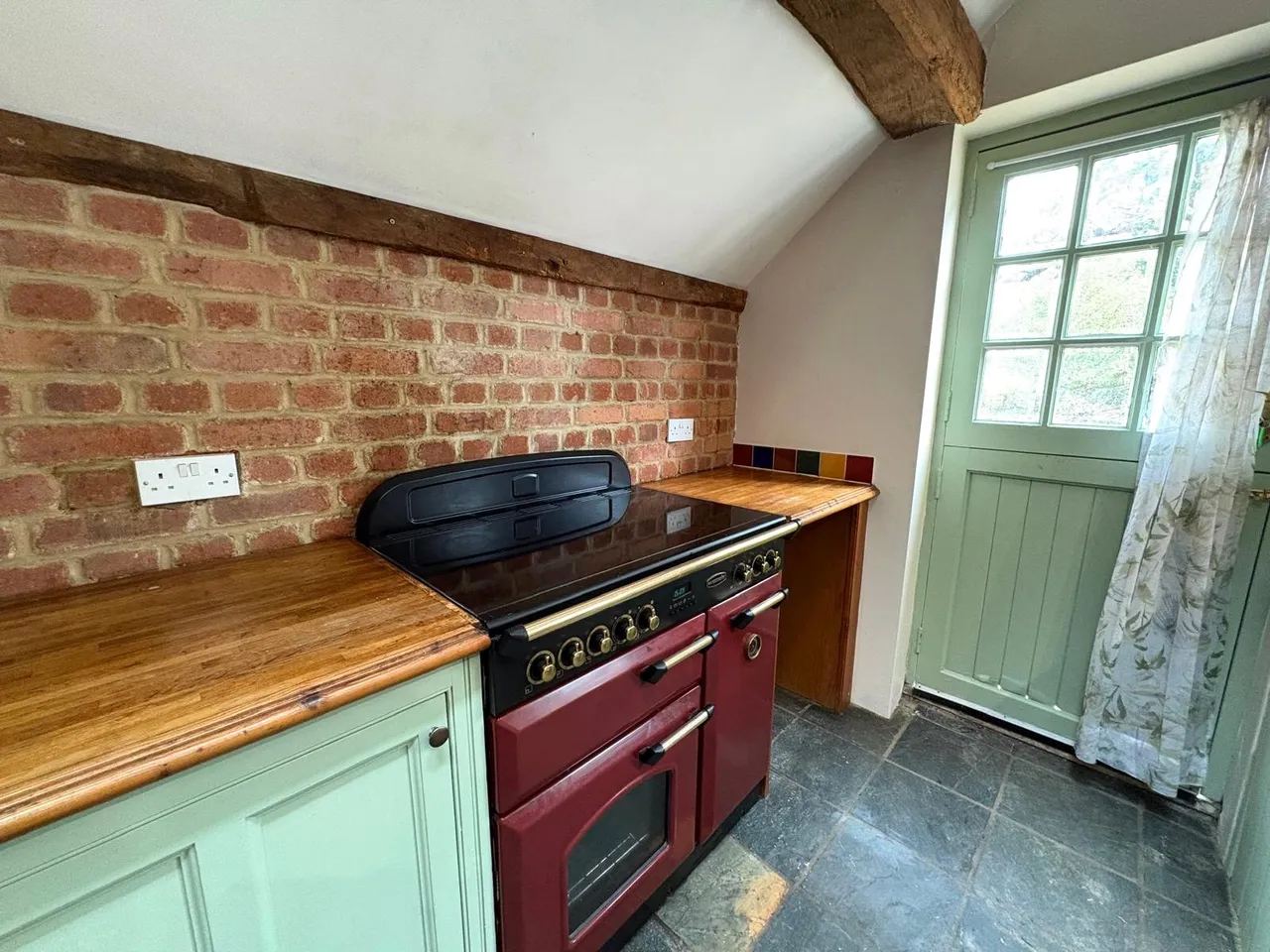 Redlands Lane, Ewshot, GU10, photo 5