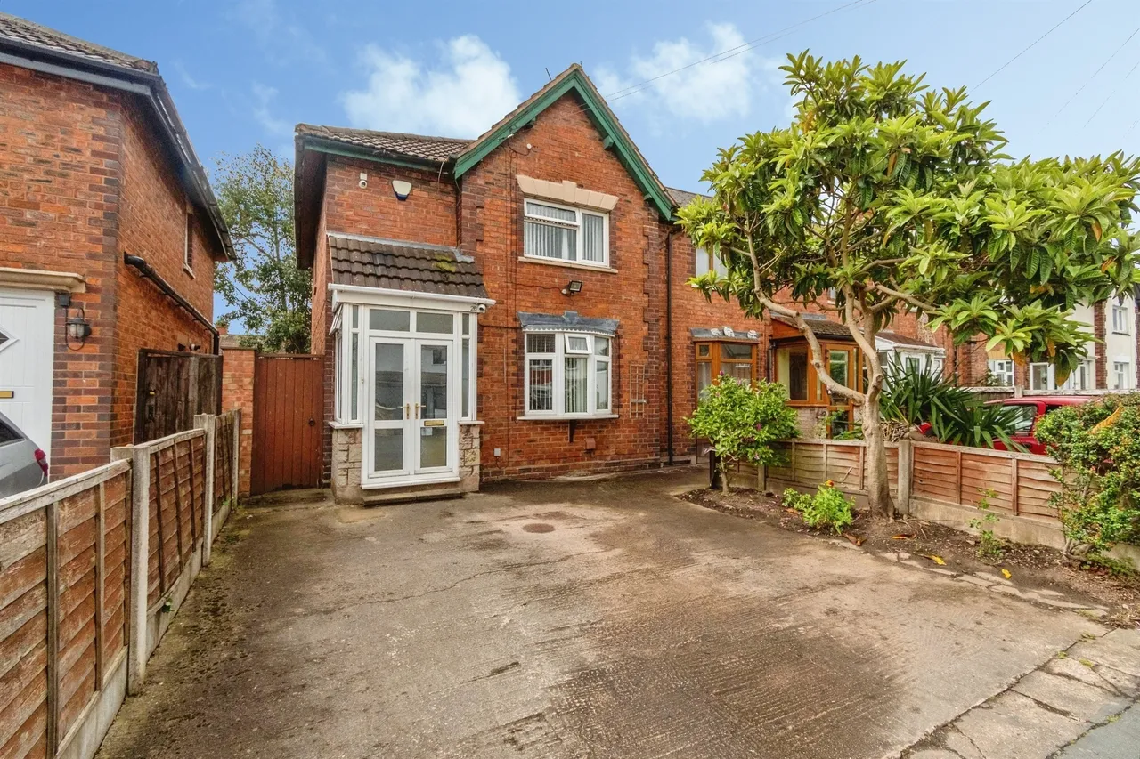 2 bed house for sale, Bryan Road, Walsall, WS2