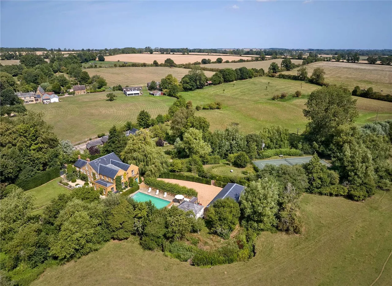 Slapton, Towcester, NN12, photo 20