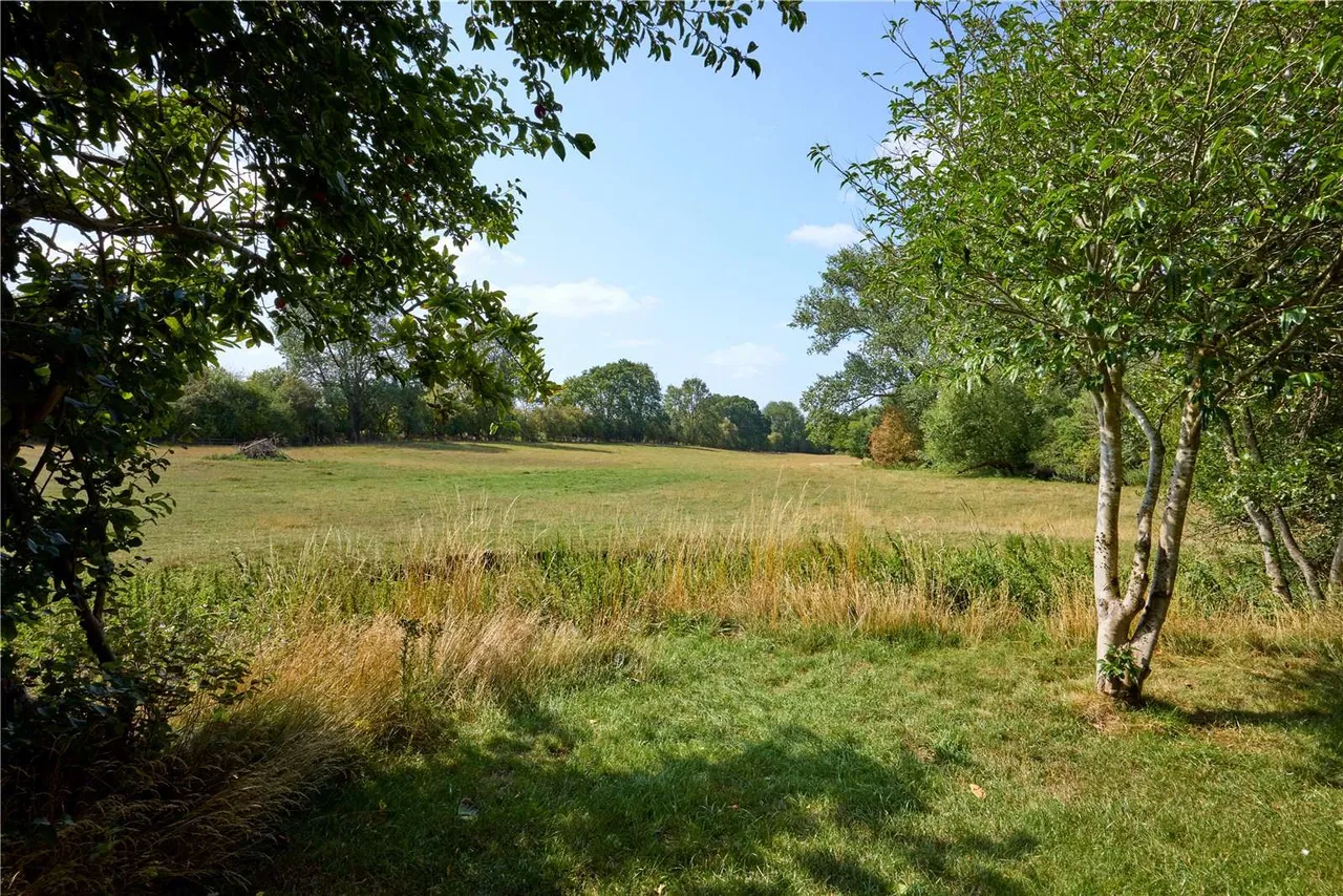 Slapton, Towcester, NN12, photo 22