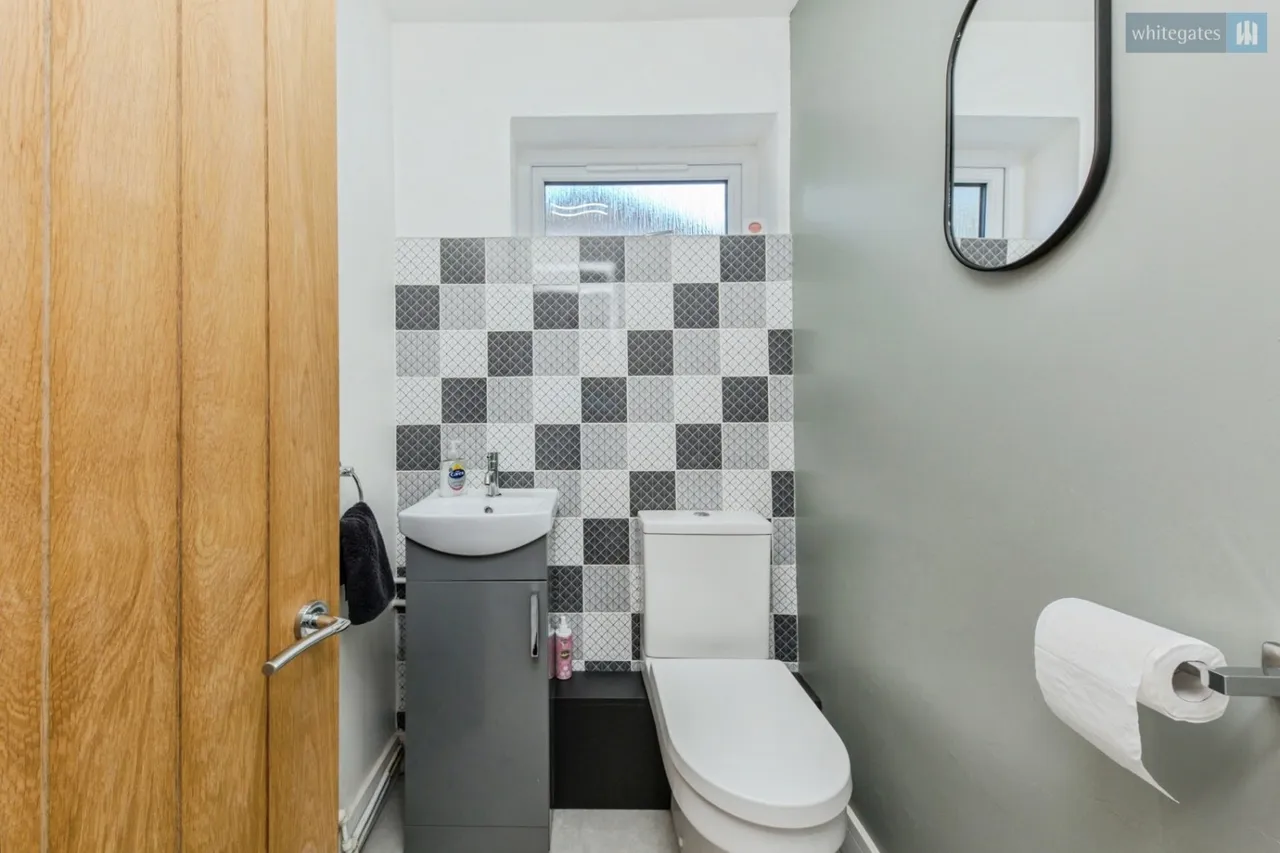 Charlcote Crescent, Crewe, CW2, photo 9