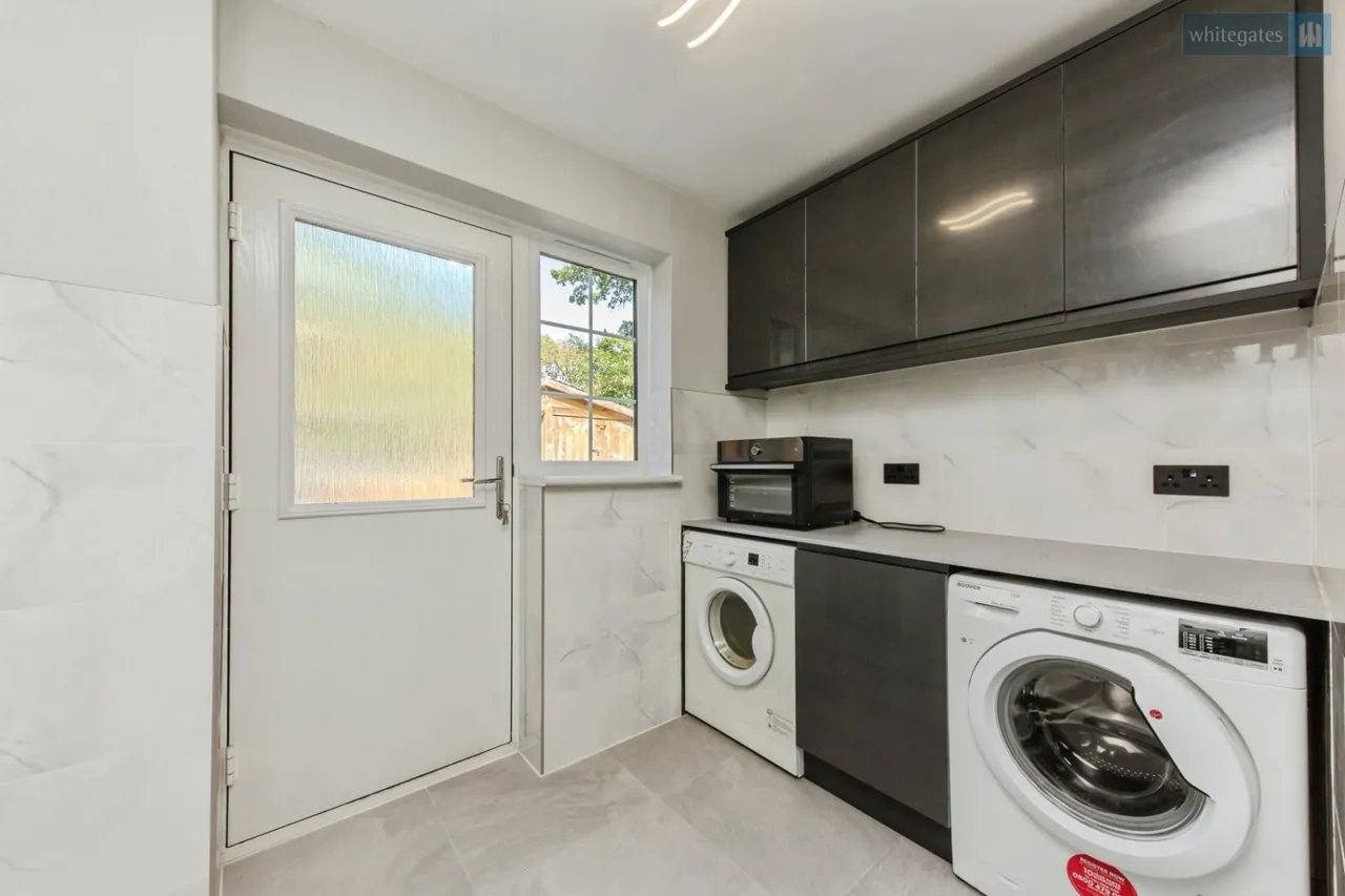 Charlcote Crescent, Crewe, CW2, photo 8