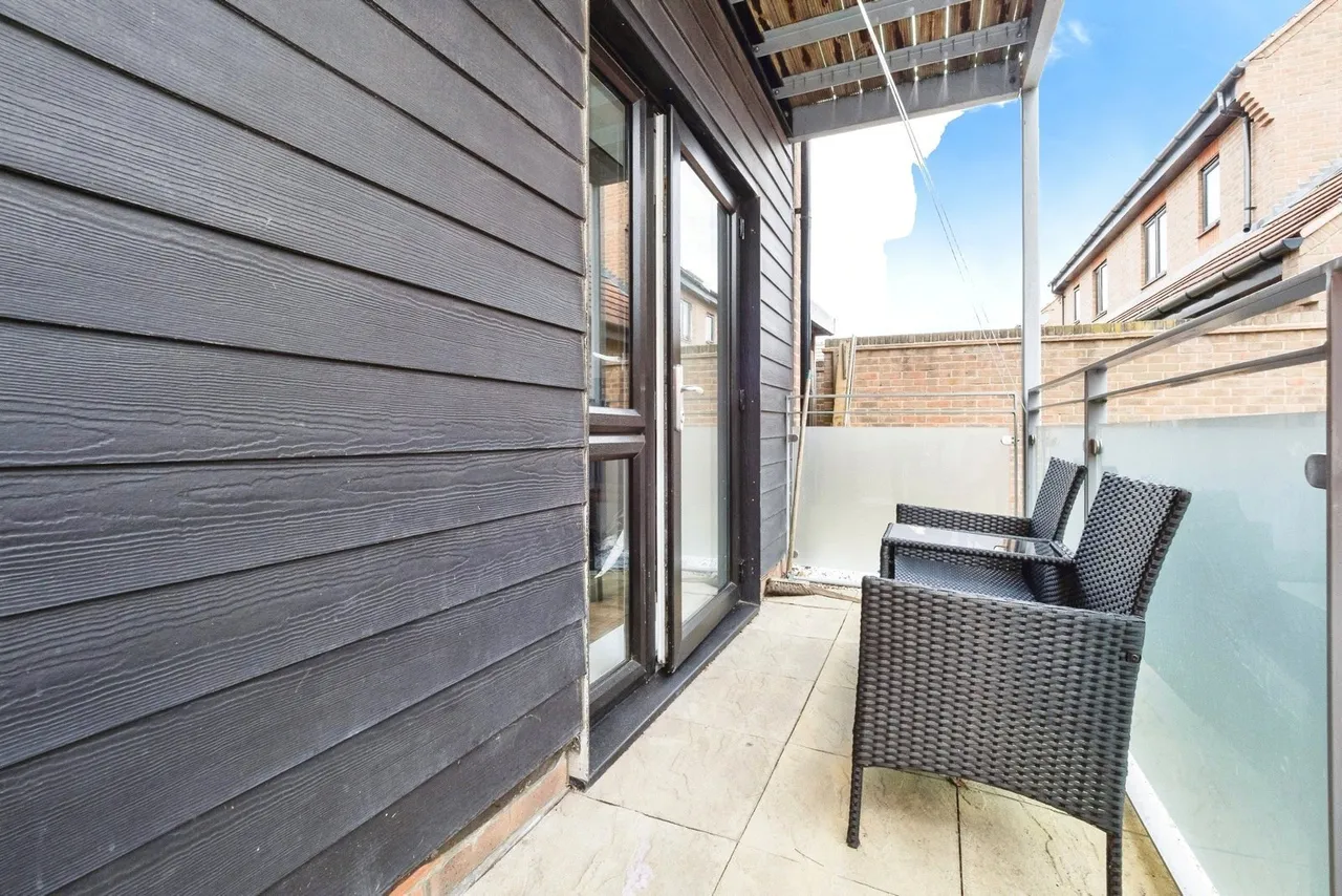 Dunningford Close, Hornchurch, RM12, photo 16