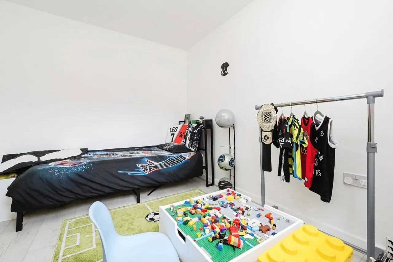 Dunningford Close, Hornchurch, RM12, photo 7