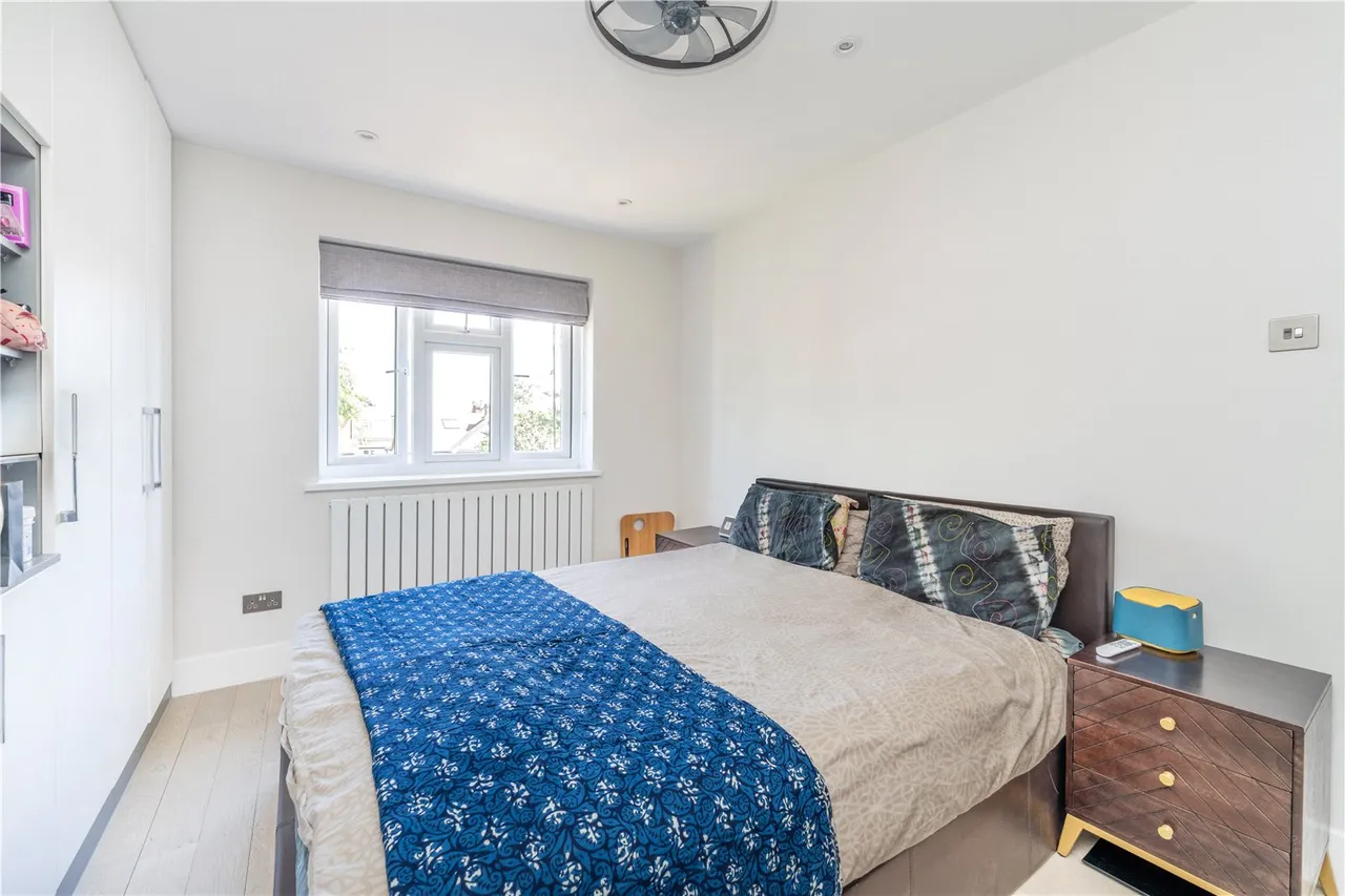 Hanworth Road, Whitton, TW4 5PR, photo 8