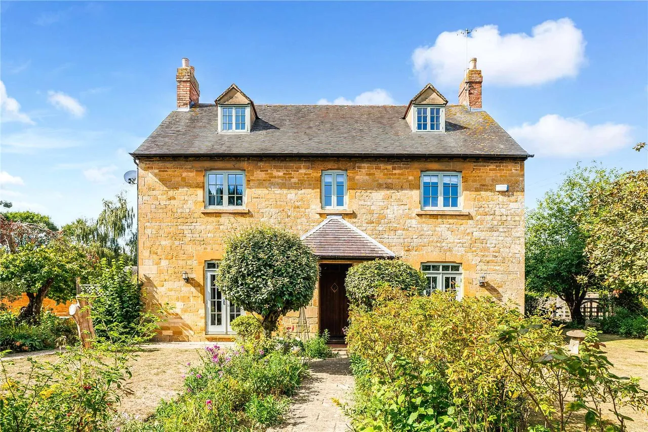 Draycott, Moreton-in-Marsh, Gloucestershire, GL56 9LQ, photo 2