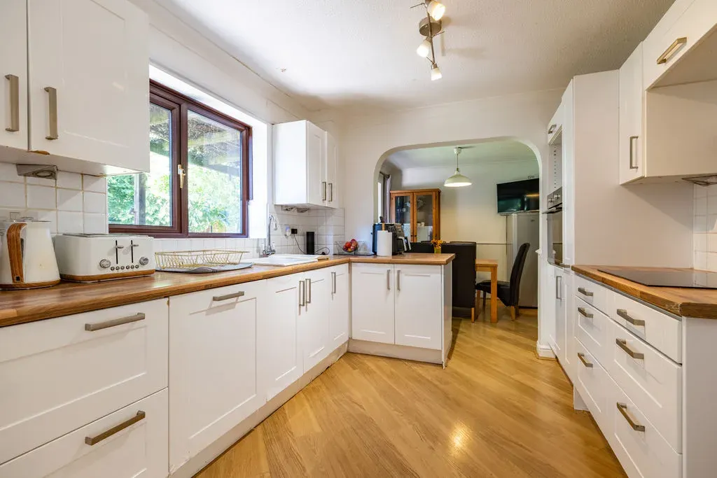 Cook Close, Walton Park, Milton Keynes, Buckinghamshire, MK7 7JA, photo 3