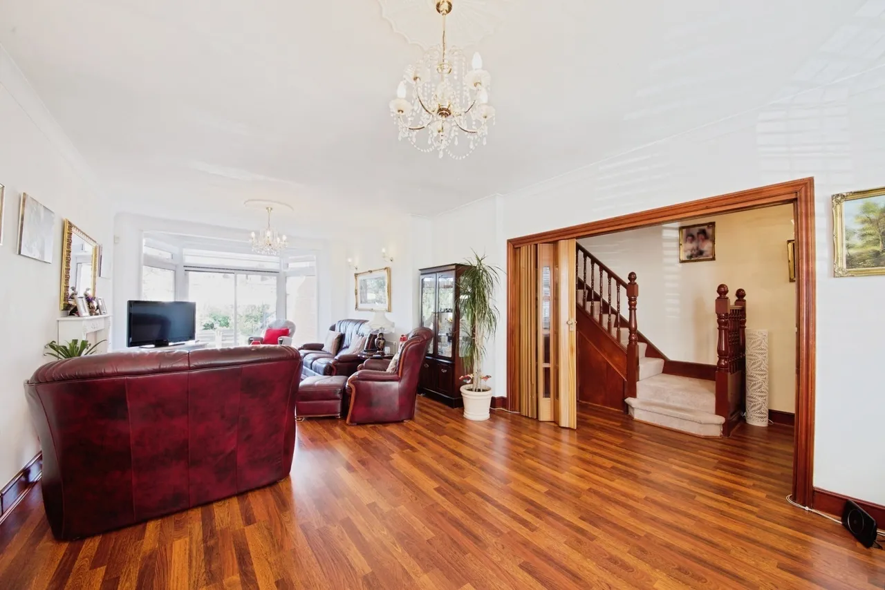 South Lodge Drive, London, N14, photo 20