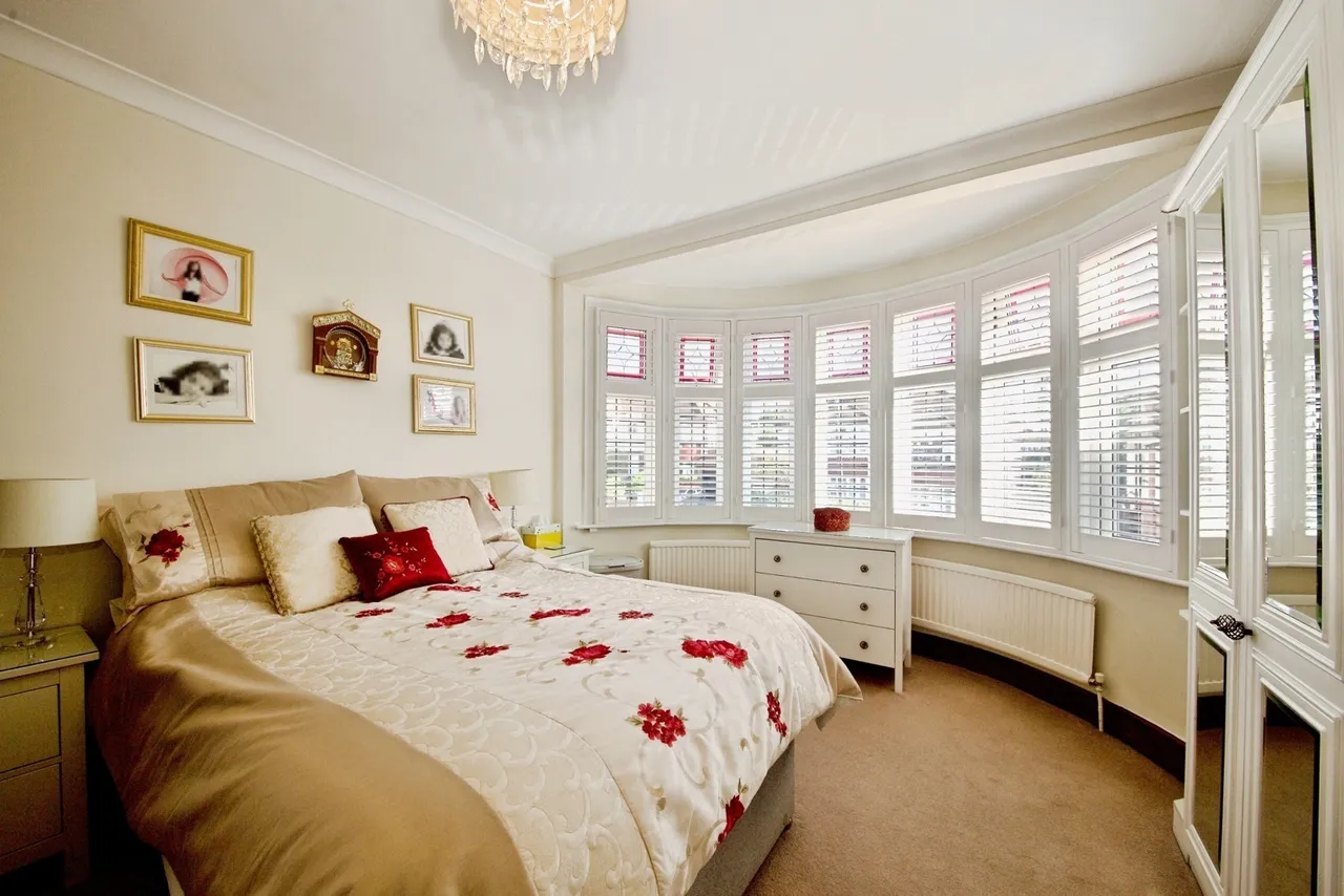 South Lodge Drive, London, N14, photo 17