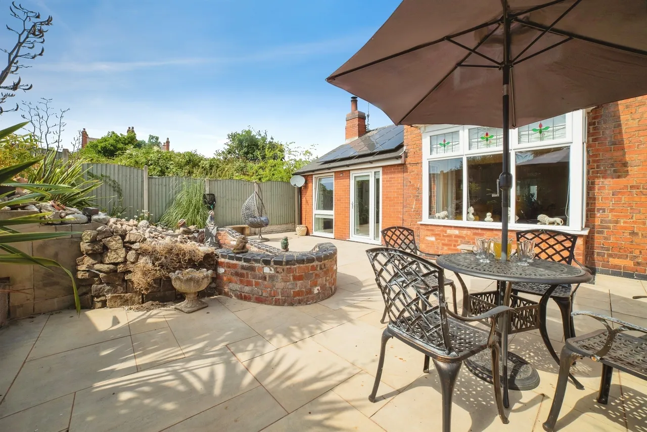 Limes Avenue, Alfreton, DE55, photo 23