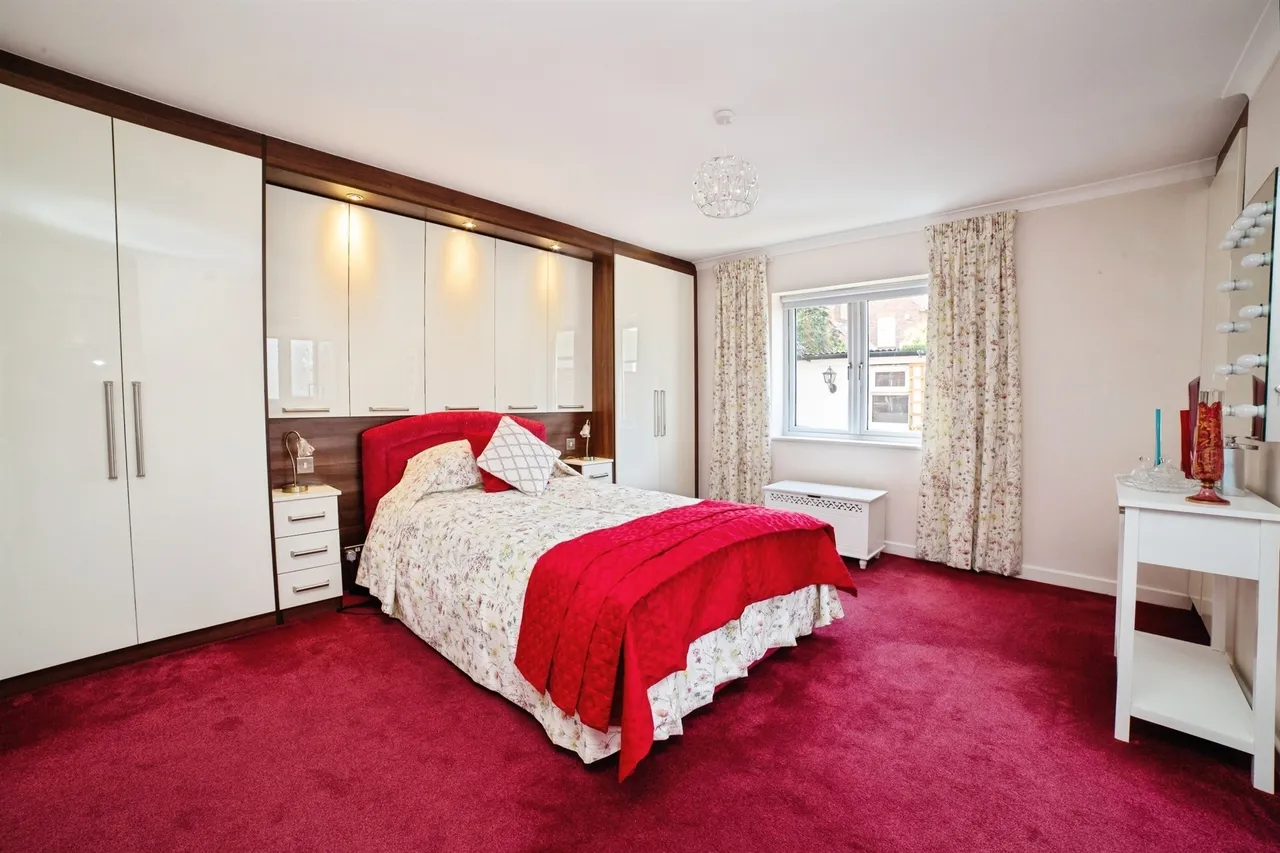 Limes Avenue, Alfreton, DE55, photo 19