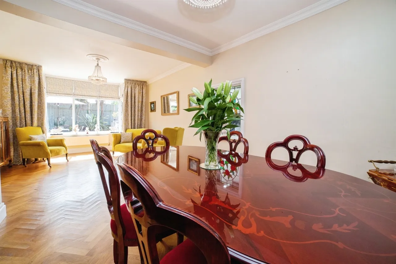 Limes Avenue, Alfreton, DE55, photo 8