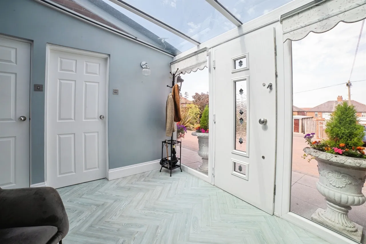 Limes Avenue, Alfreton, DE55, photo 2
