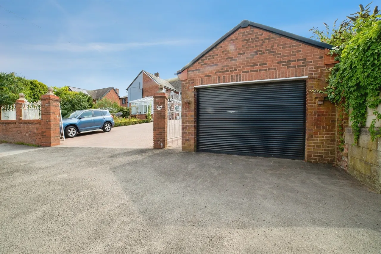 Limes Avenue, Alfreton, DE55, photo 24