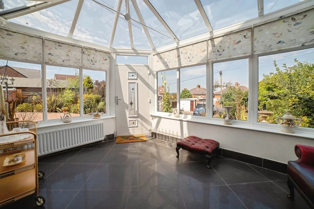 Limes Avenue, Alfreton, DE55, photo 10