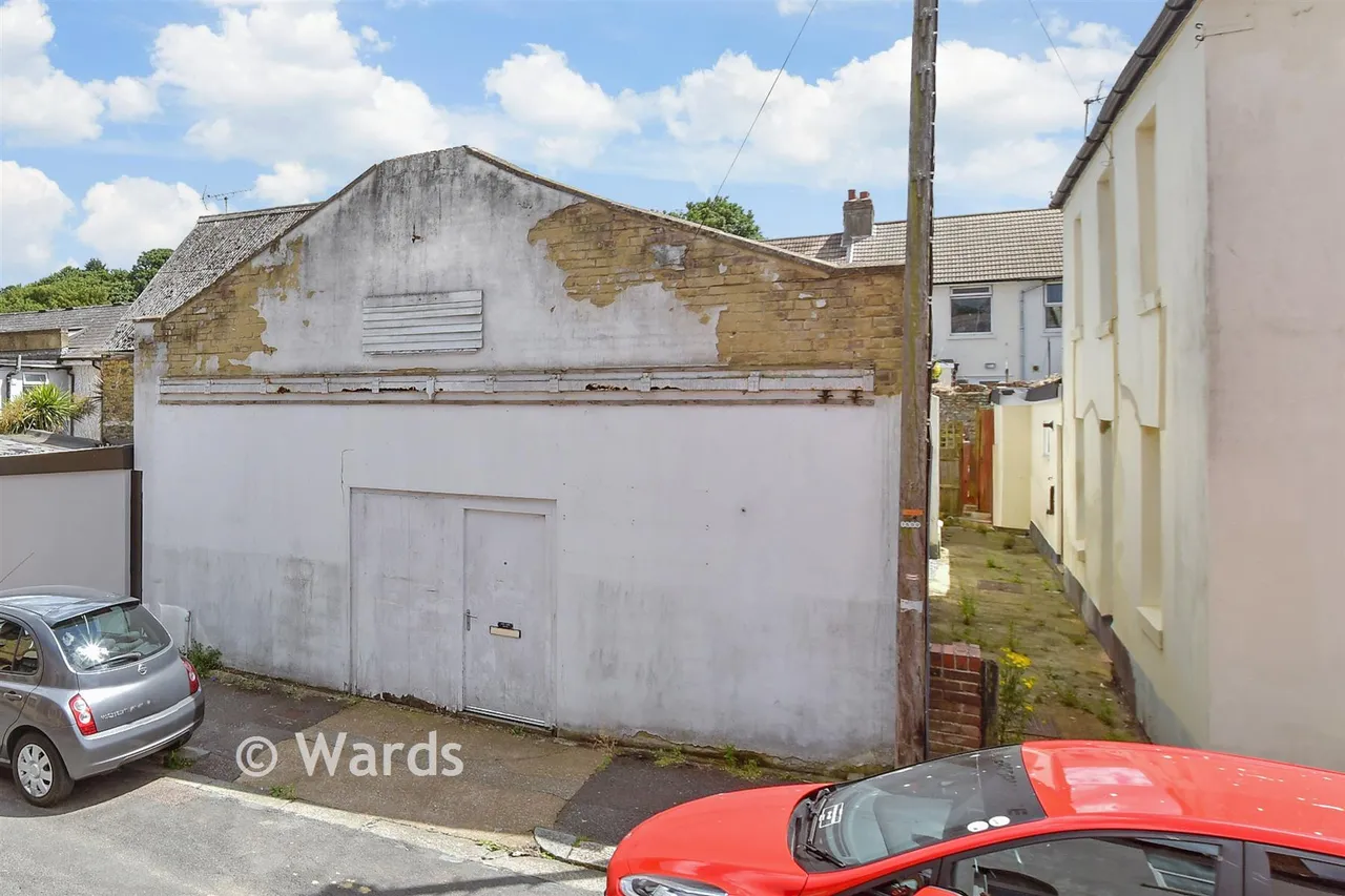 Tower Hamlets Street, Tower Hamlets, CT17, photo 7