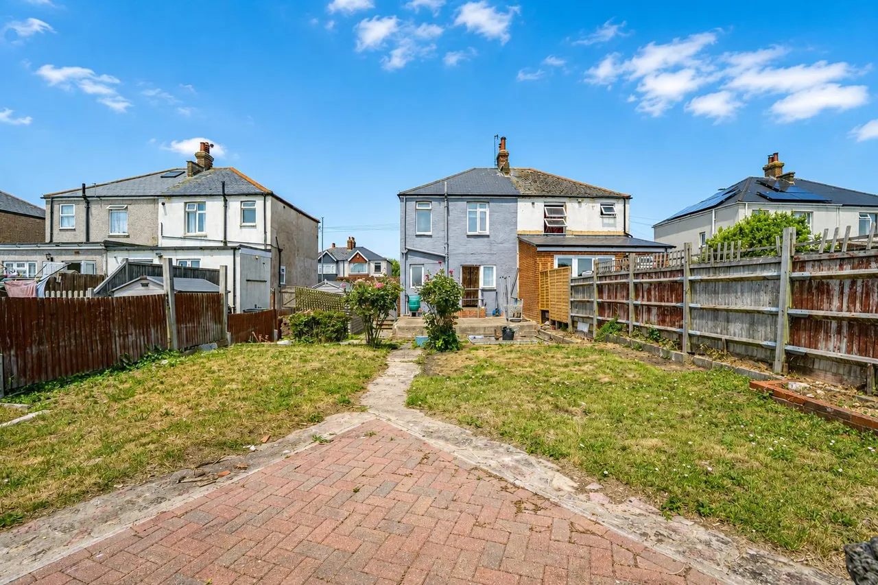 Bexhill Road, St. Leonards-On-Sea, photo 10
