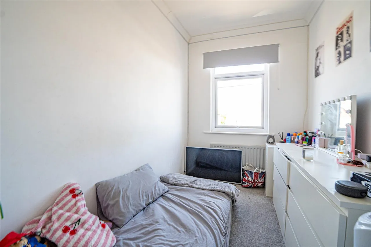 Bexhill Road, St. Leonards-On-Sea, photo 15