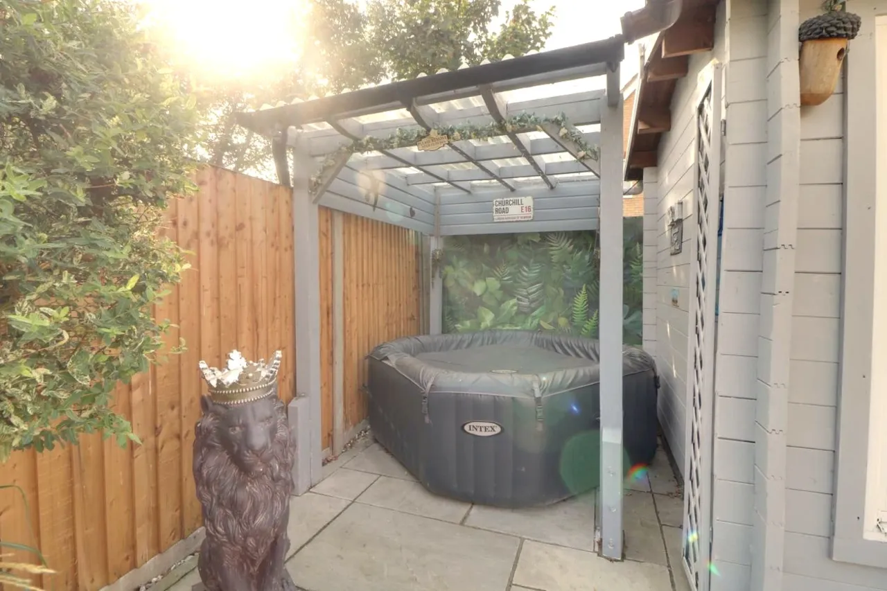 Cranes Meadow, Harleston, photo 37