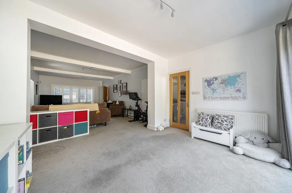 Grovelands Road, Purley CR8 4LA, photo 5