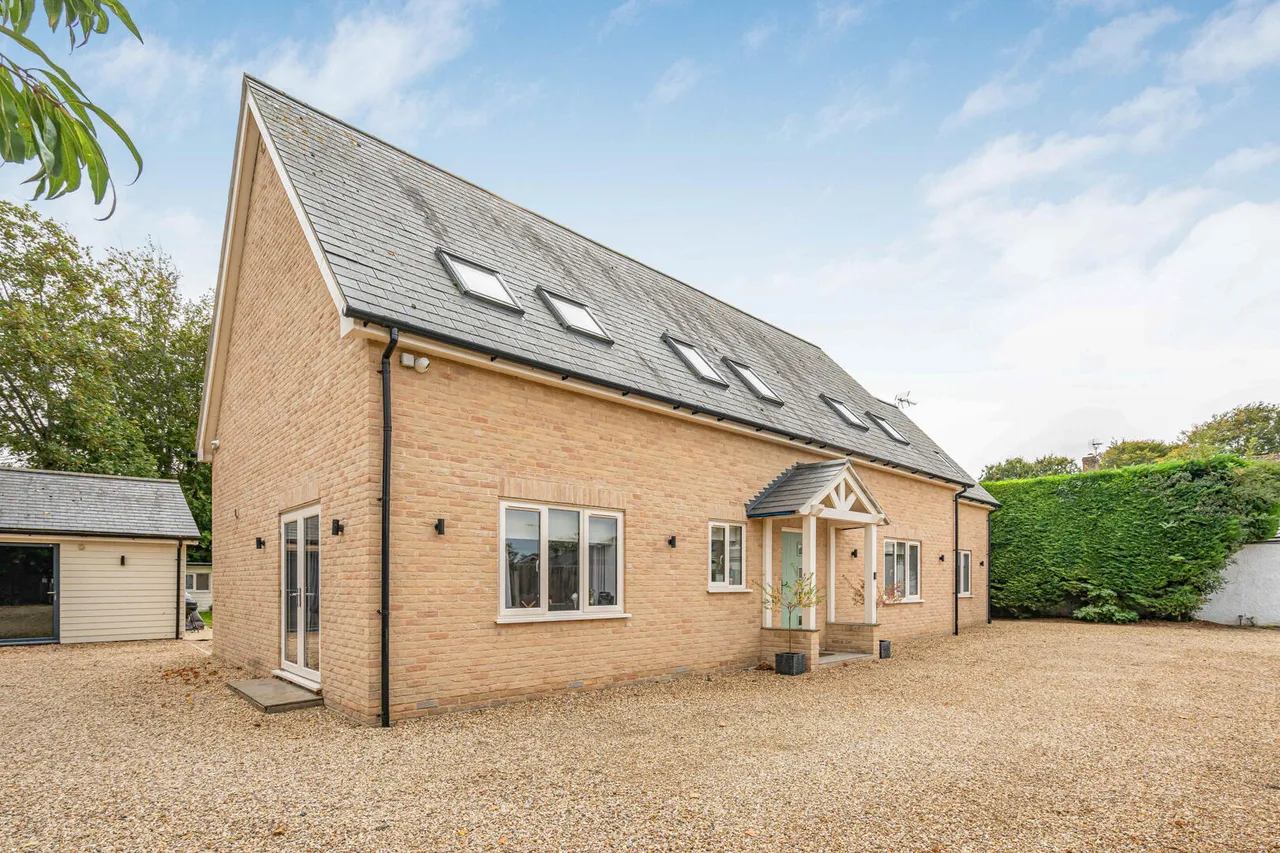 6 bed house for sale, Finchley Avenue, Mildenhall, IP28
