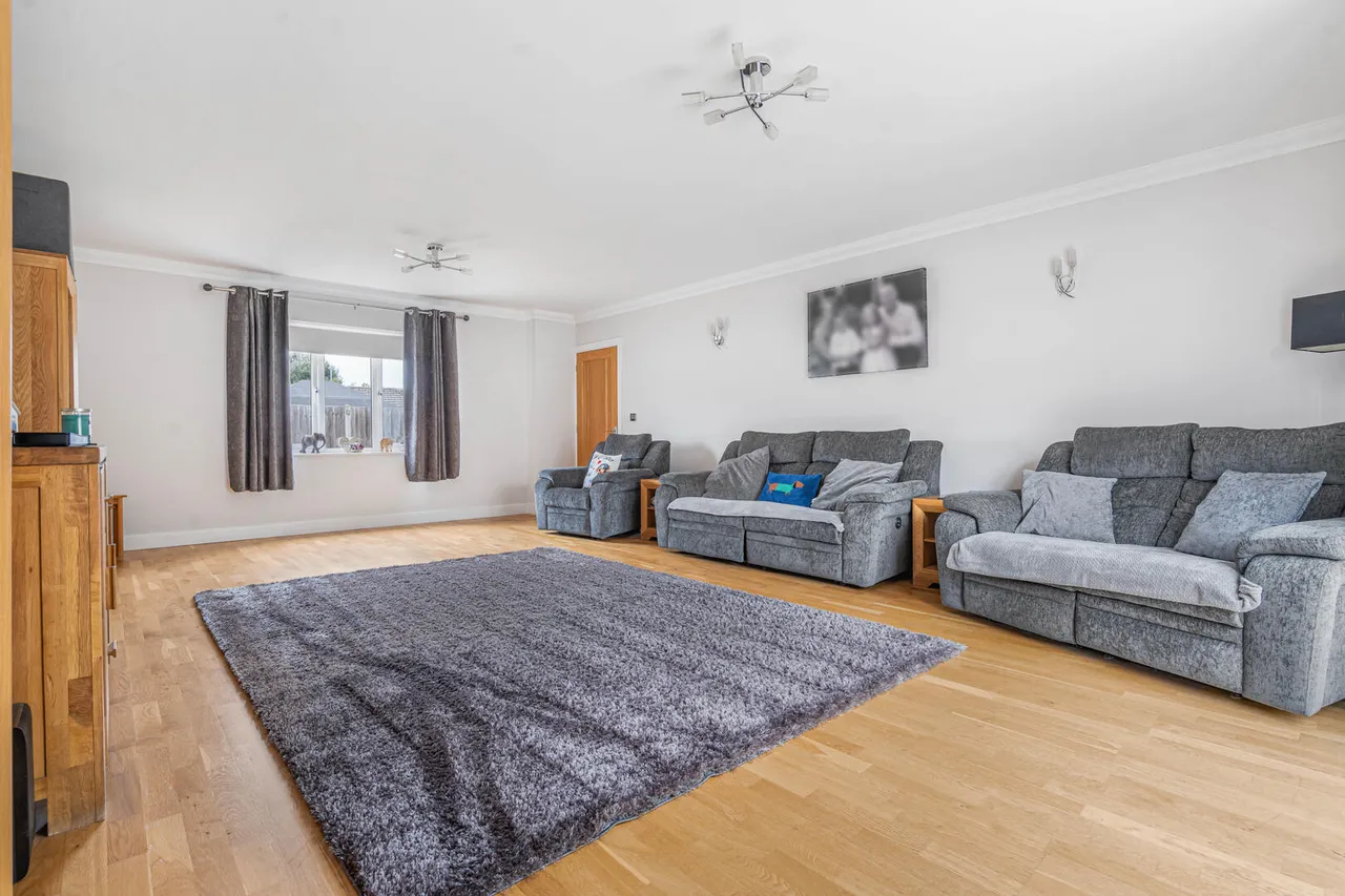 Finchley Avenue, Mildenhall, IP28, photo 8