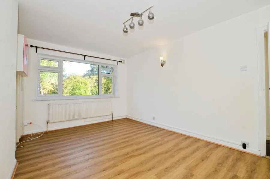 Sylvia Avenue, Pinner, HA5, photo 7