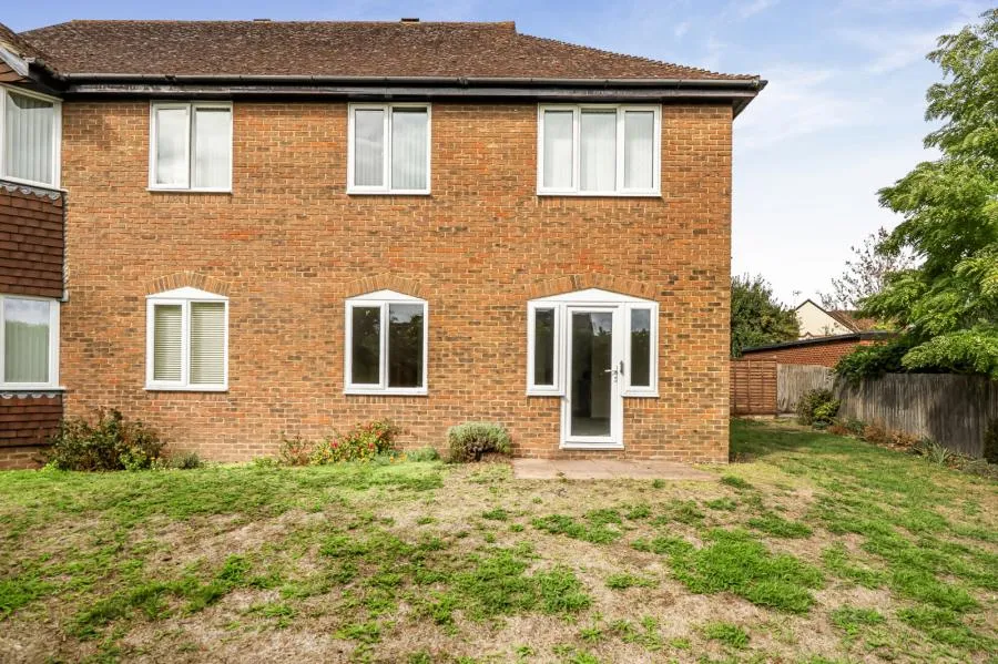 1 bed flat for sale, Ferndale Court, Thatcham, RG19