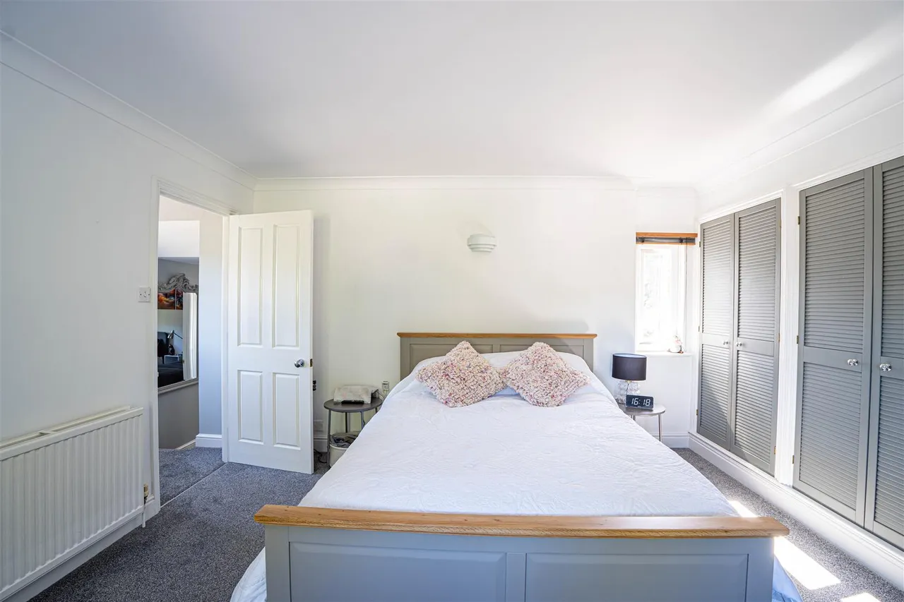 Silverhill Avenue, St. Leonards-On-Sea, photo 33